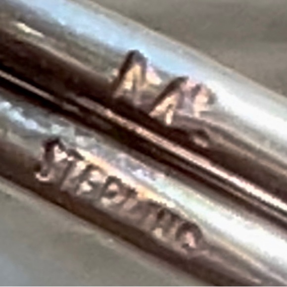 Vintage Designer Sterling Silver Interwoven Knot Cuff Bracelet, 6-6.5", 10.5g - Picture 7 of 8